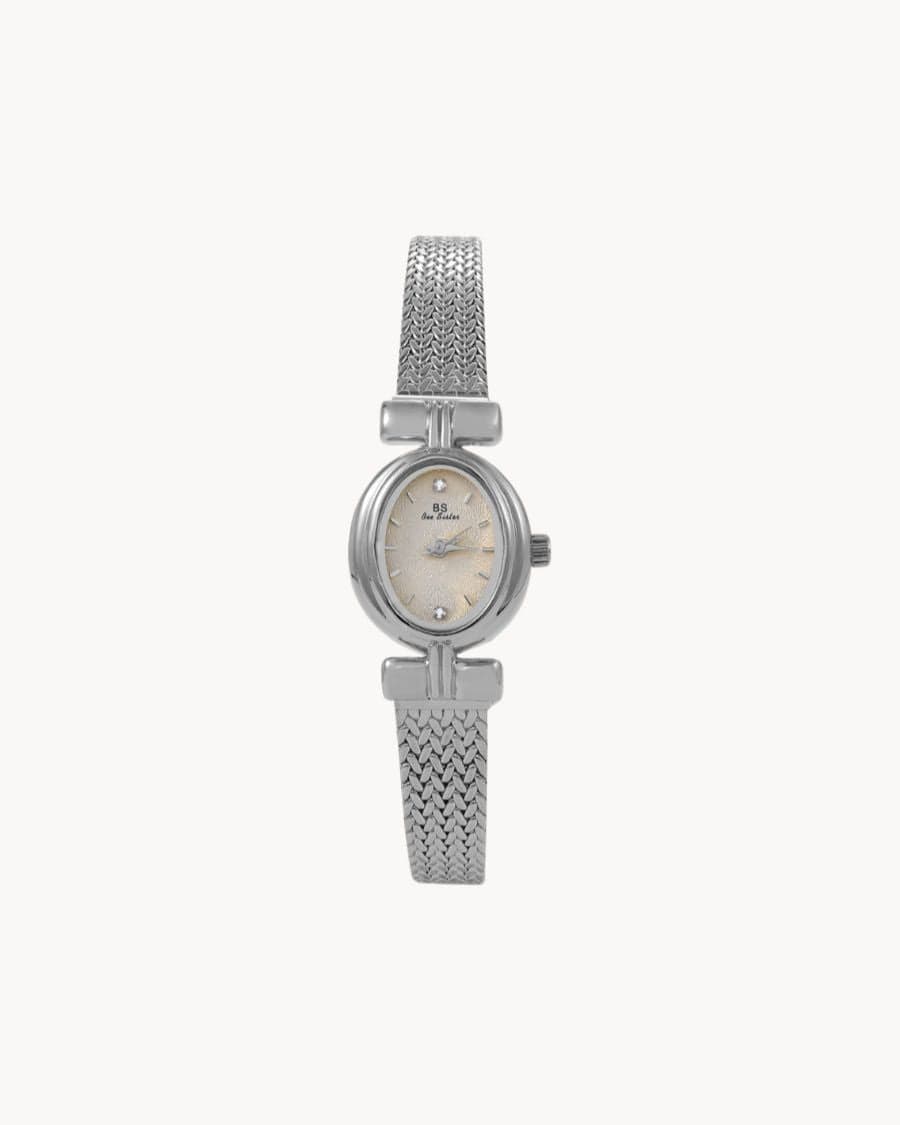 Amoura Watch