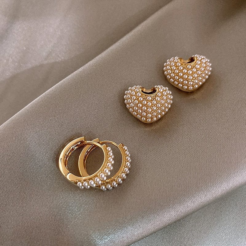 Yuli Heart Pearl Earrings