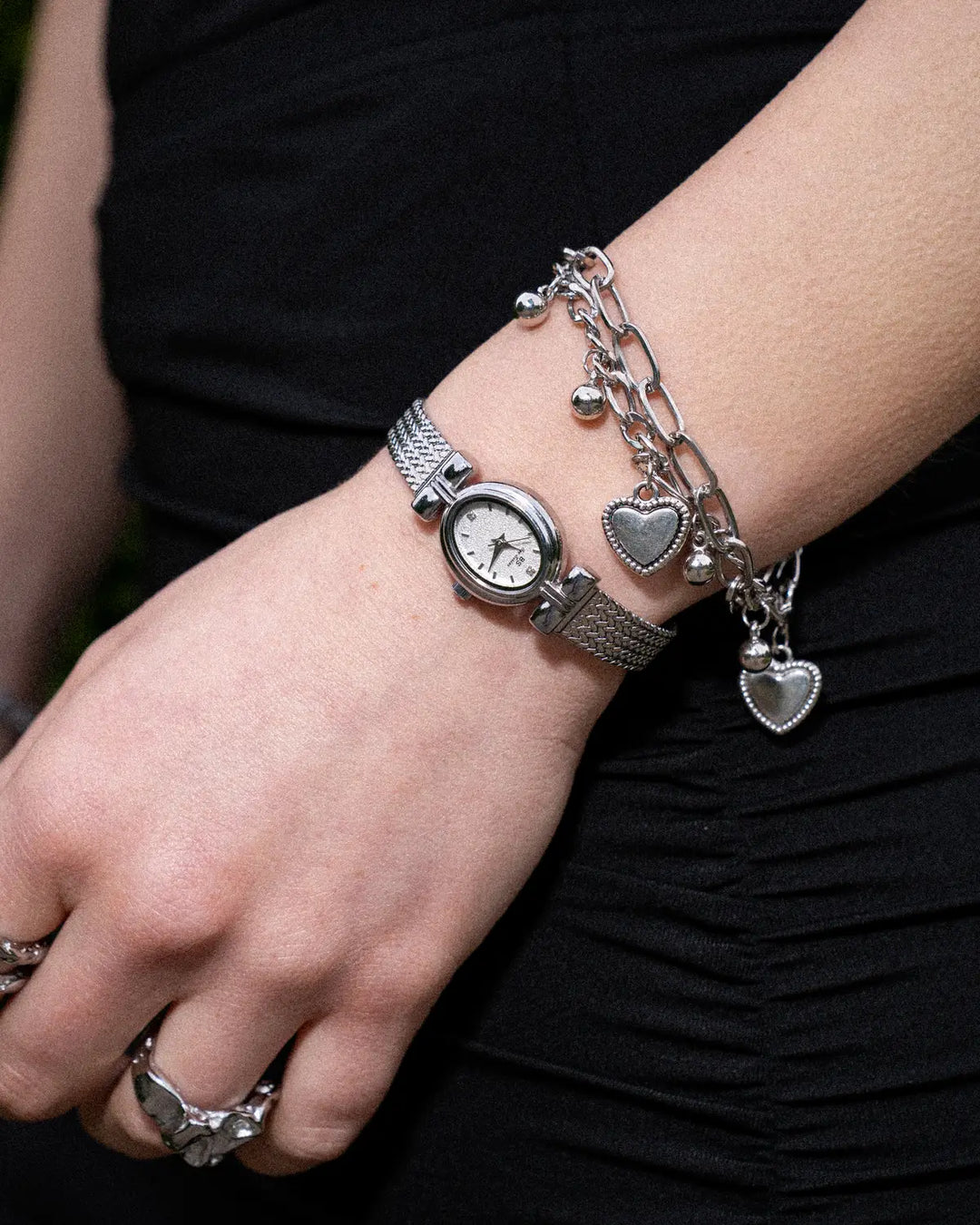 Amoura Watch