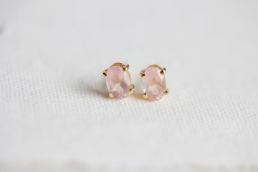 Ava Studs in Rose Quartz